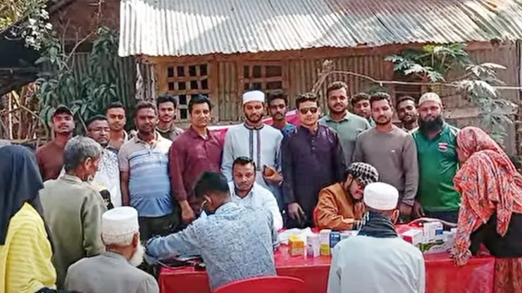 রাজাপুরে ছাত্রদলের ফ্রি মেডিকেল ক্যাম্প